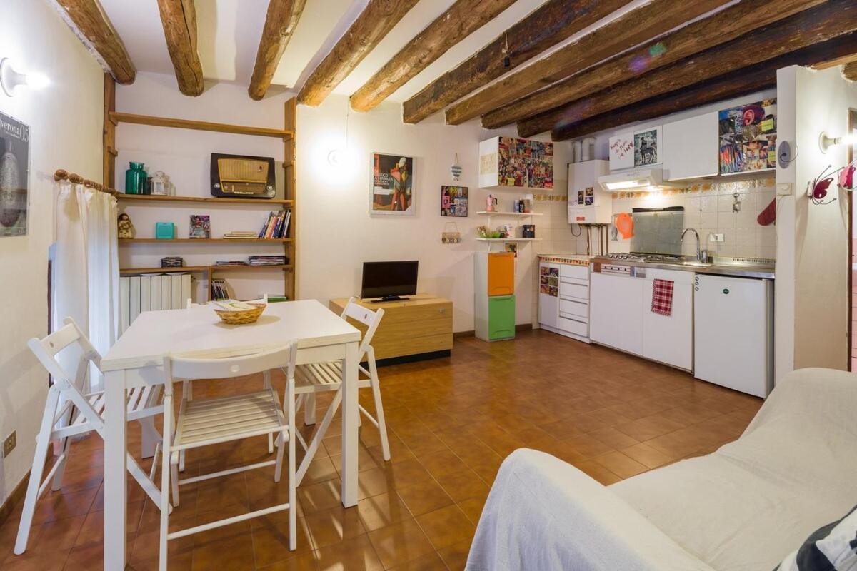 Ai Salici 2 In The Heart Of Verona! Appartamento Verona